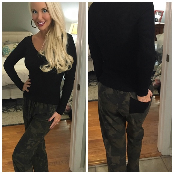 ❤️LAST 1! Soft Black Contrast Camo Pants - Picture 4 of 6